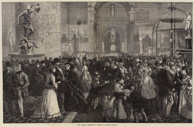 El Museo de South Kensington en el Lunes de Pentecostés de Charles J. Staniland